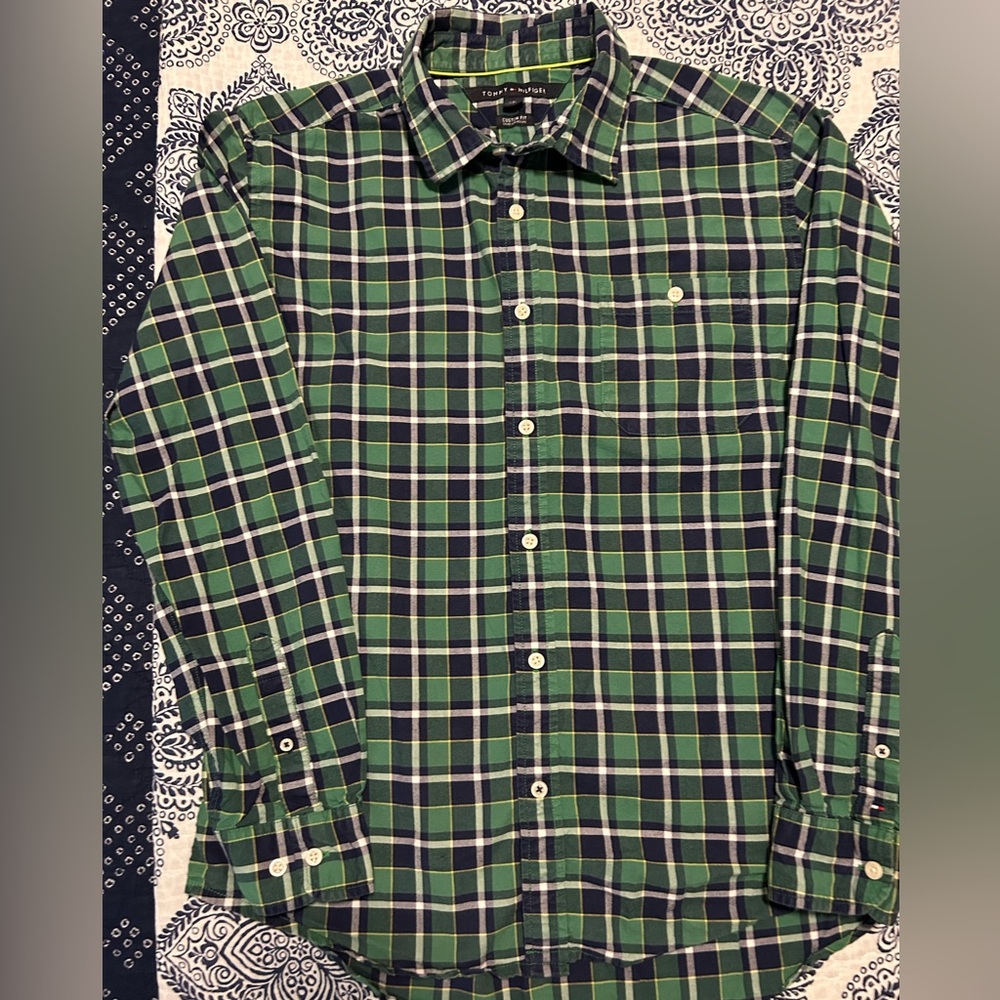 Men’s Tommy Hilfiger long sleeve shirt